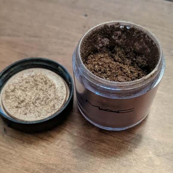 MAC Cosmetics Other - MAC ♨️RARE♨️COCOMOTION LOOSE PIGMENT
